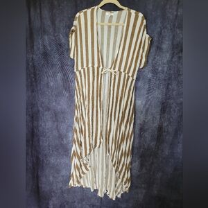 ✨️3/$25✨️ Striped Brown and White Tie Front Kimono/Swimsuit Coverup